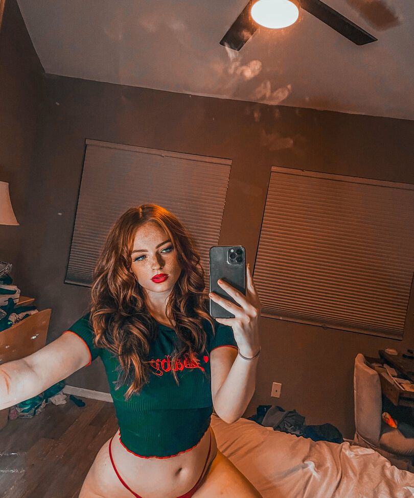 Lindsay Lohann nude #109518310