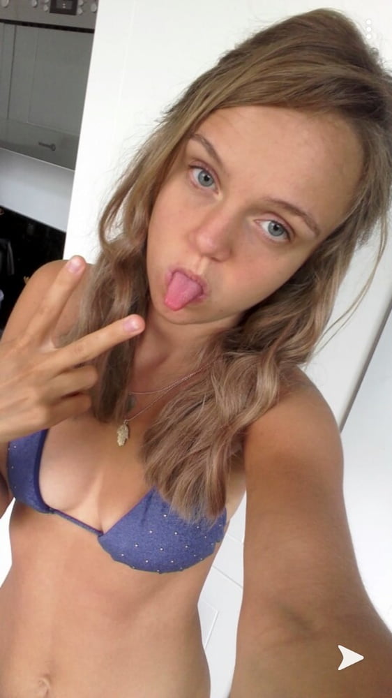 Mezcla de mujeres sexy
 #100887449