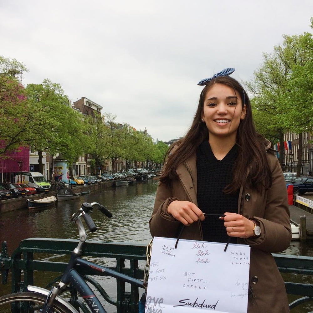 Mezcla de mujeres sexy
 #100887486