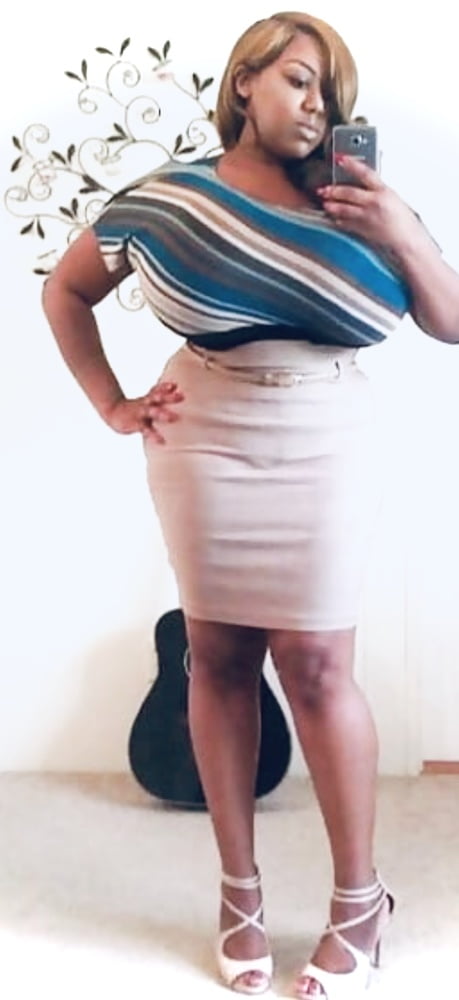 褐色の女性
 #101292923