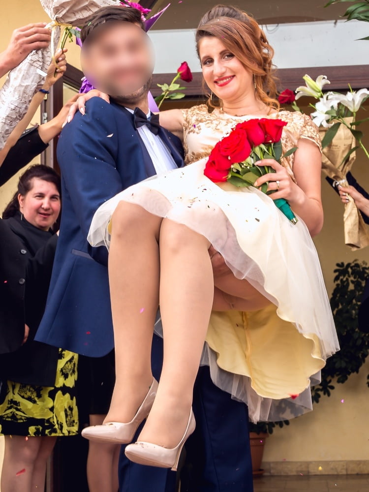 ルーマニアの結婚式のパンティストッキング - 花嫁
 #88961644