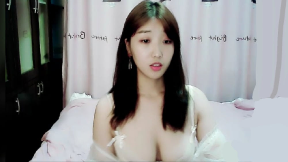 Idownblouse 99
 #87432285