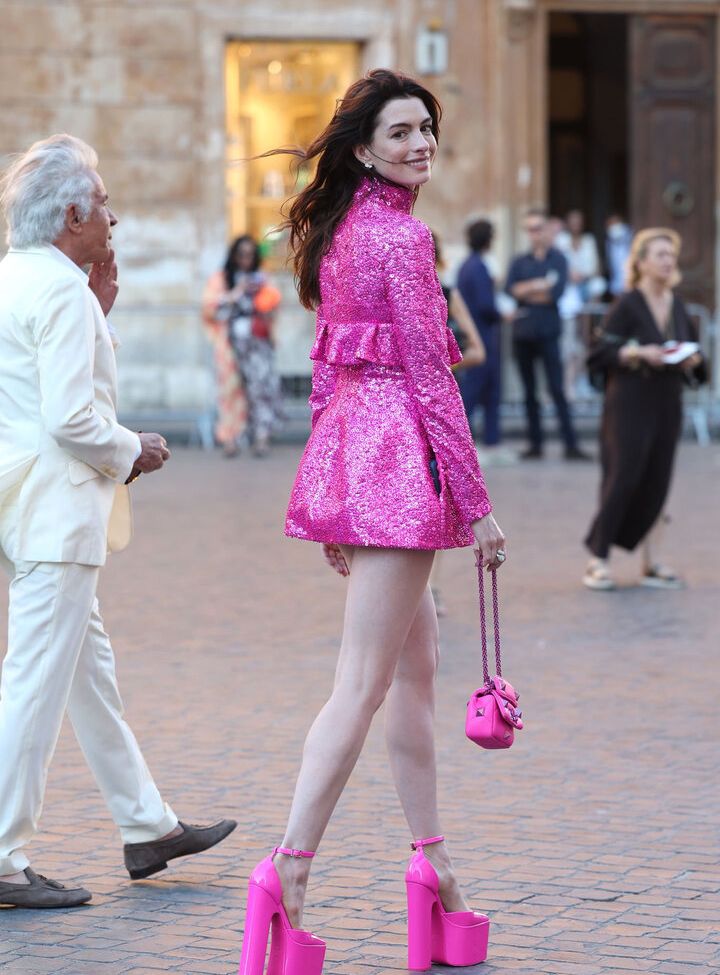Anne Hathaway nackt #109676261