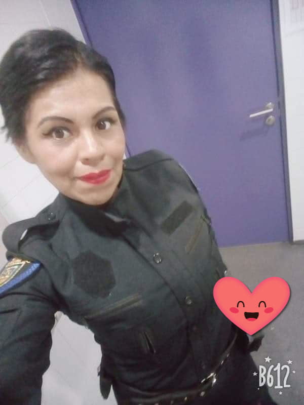 Alejandra reyes cruz (policia)
 #92846592