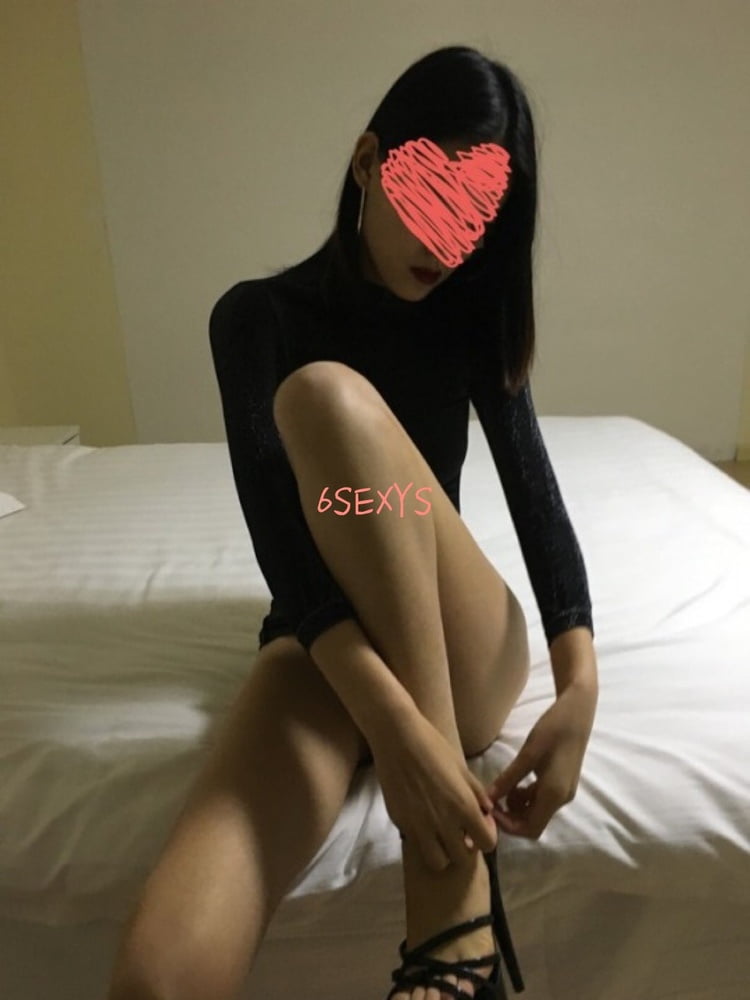 Sexy chinesisches Mädchen
 #95253443