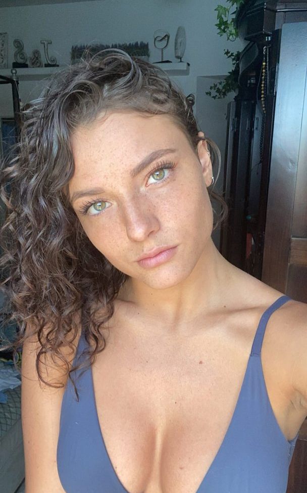 Jade Chynoweth nackt #109102586