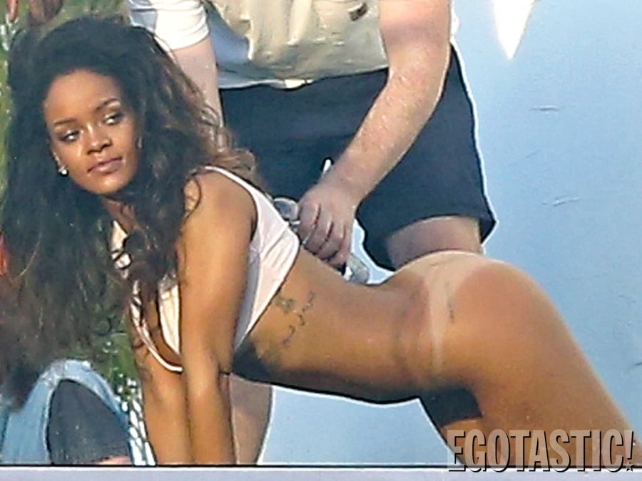 Rihanna
 #96724237