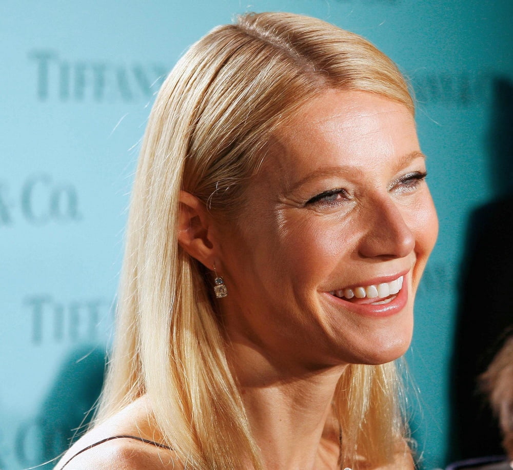 Sexy gwyneth
 #97243525