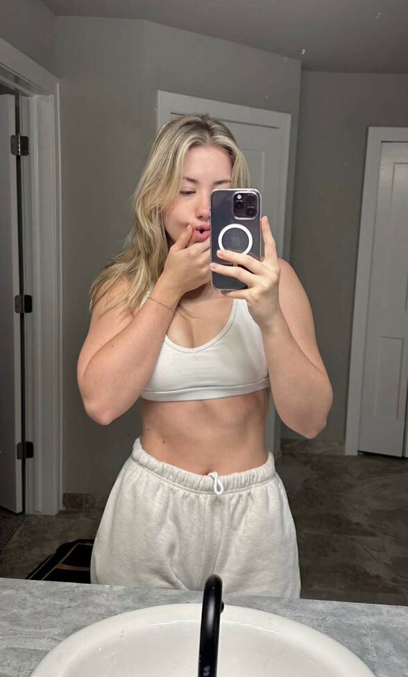 Pineapplebrat nude #107831548