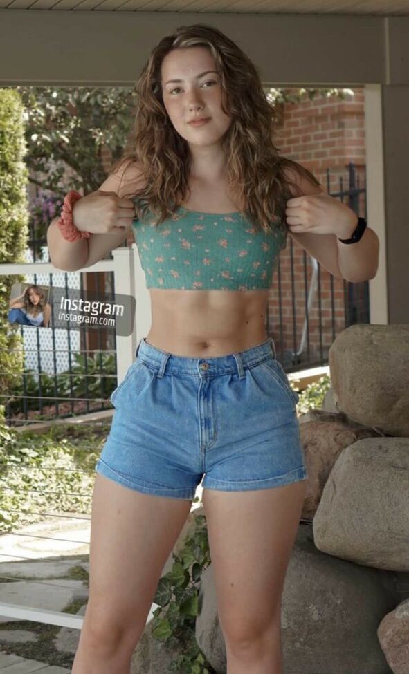 Pineapplebrat nude #107831552