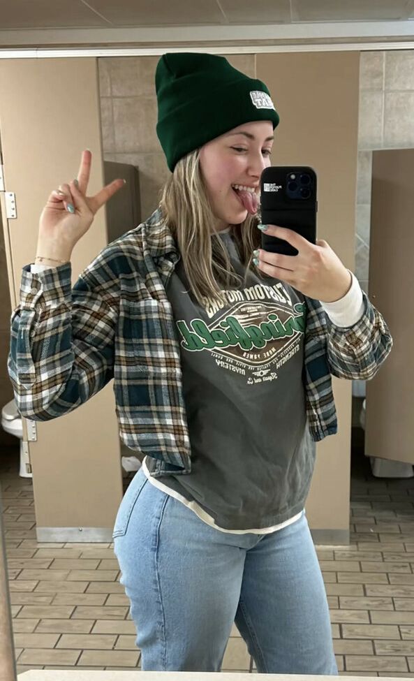 Pineapplebrat nude #107831578