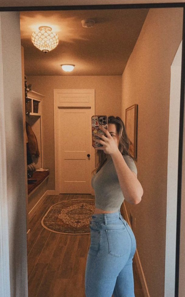 Pineapplebrat nude #107831723