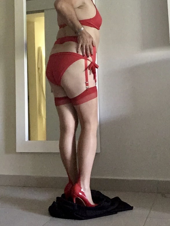 Red Seemed Stockings #106911296