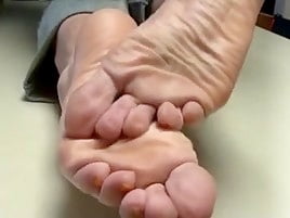 Oh God My Big Dick Cums on Wrinkled Soles #89745838