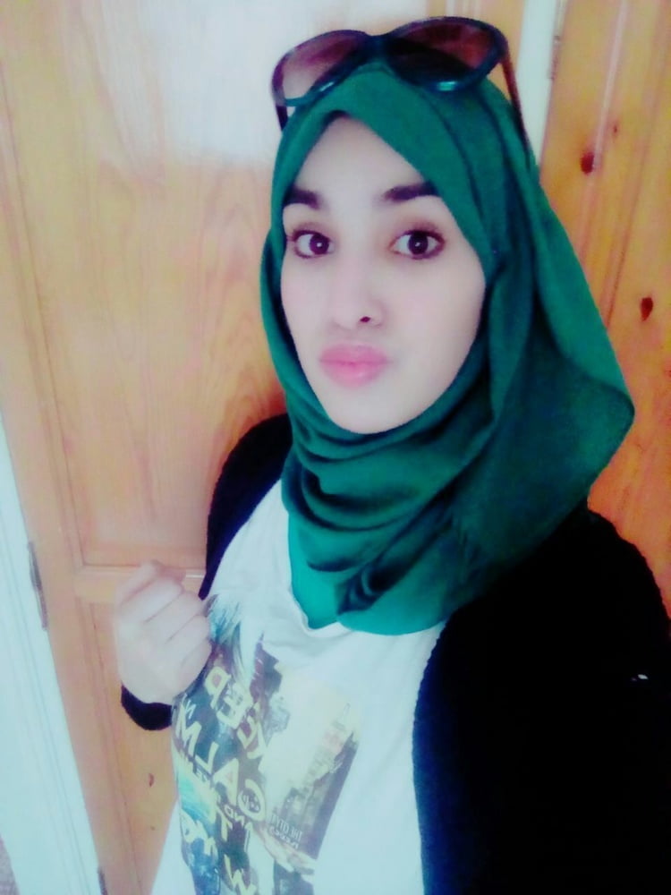 Hijab Arab Women #89477098