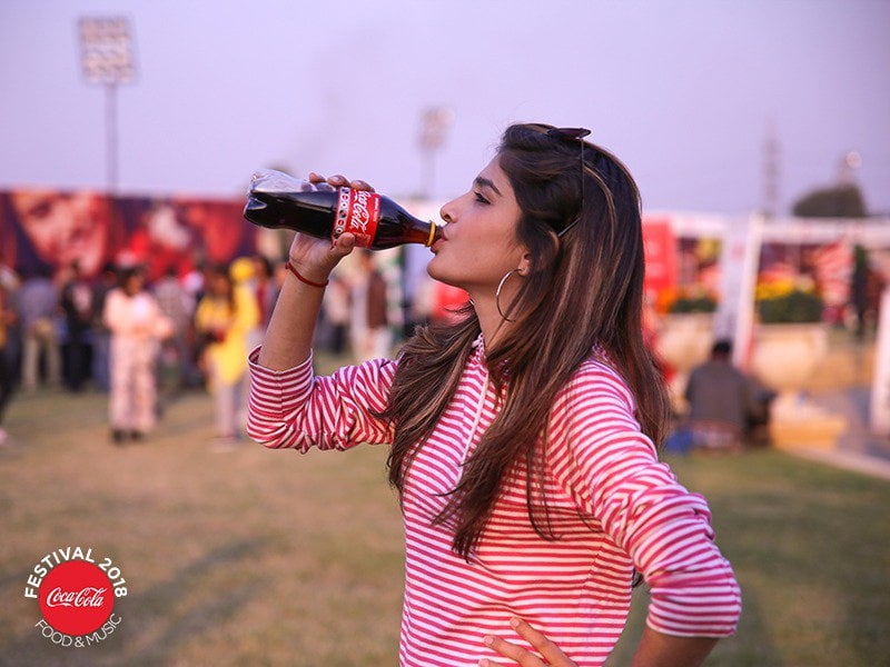 Cocacola Girl Drink 01 #106861053