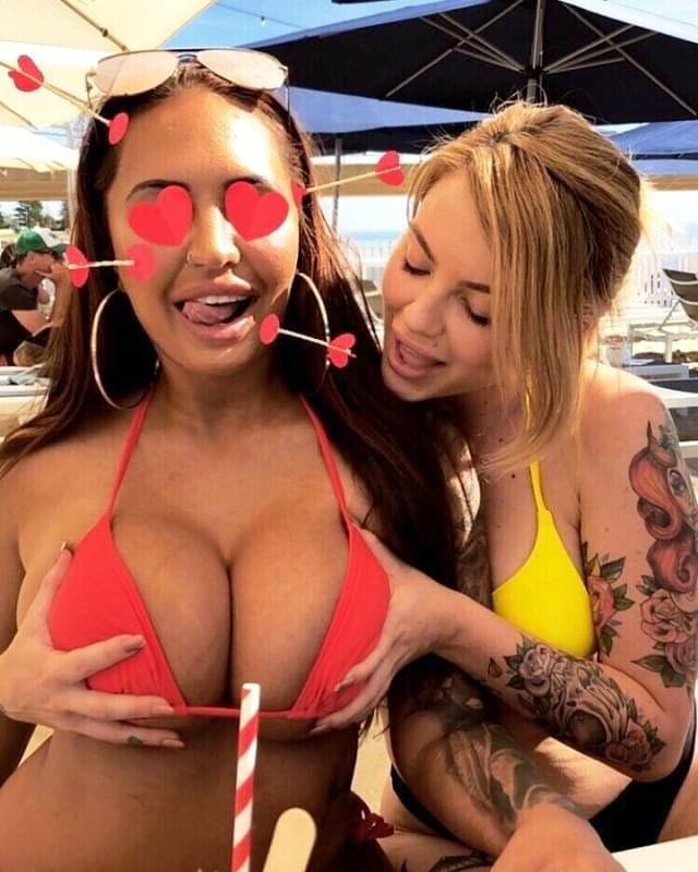 Amazing bimbos - horny plastic & fake tits sluts 17
 #96634946