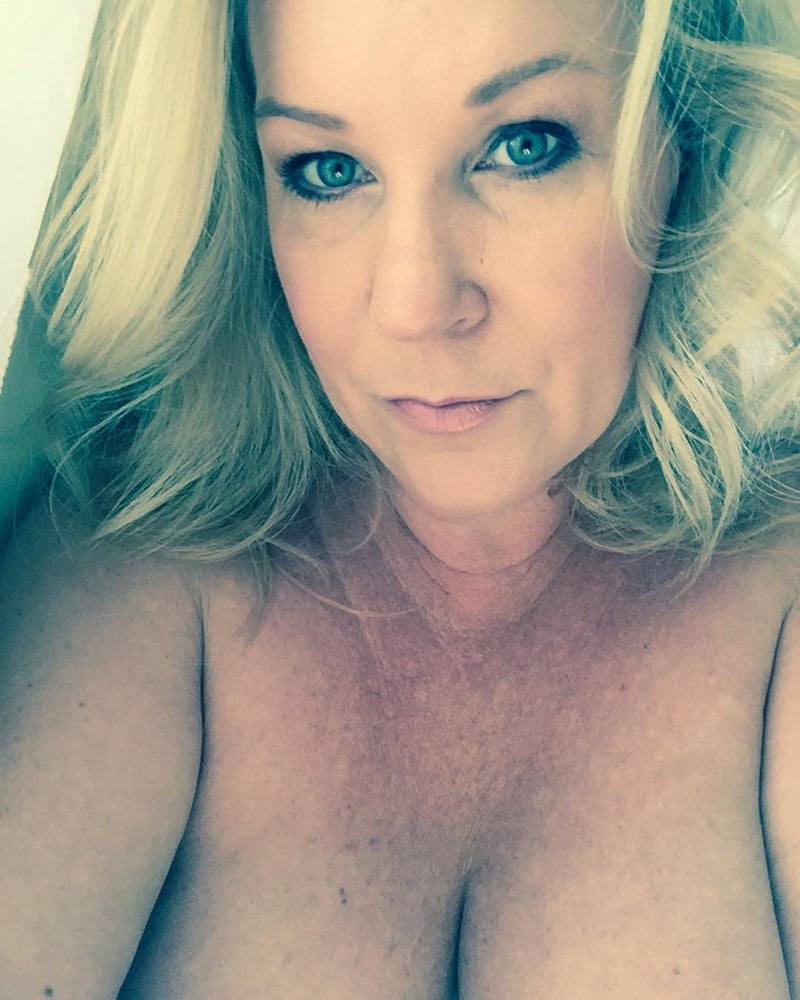 Sexy as fuck Chunky MILF Slut #97471042