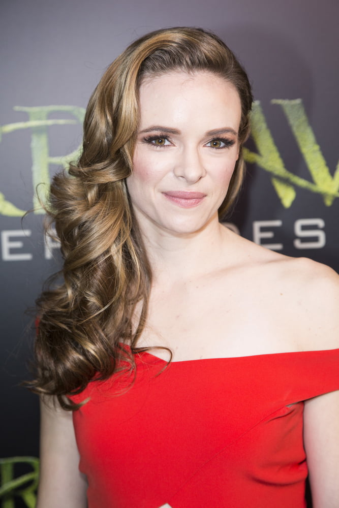 Danielle panabaker
 #102062535