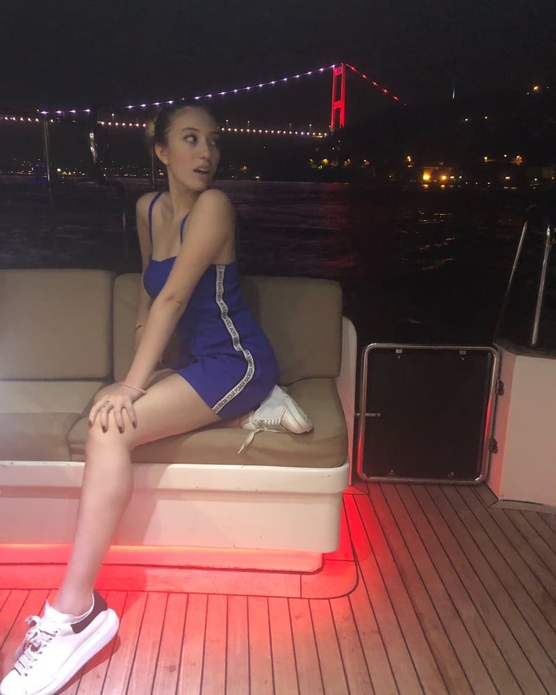 Yasmin erbil turco sexy rubia celebridad chica
 #93223565