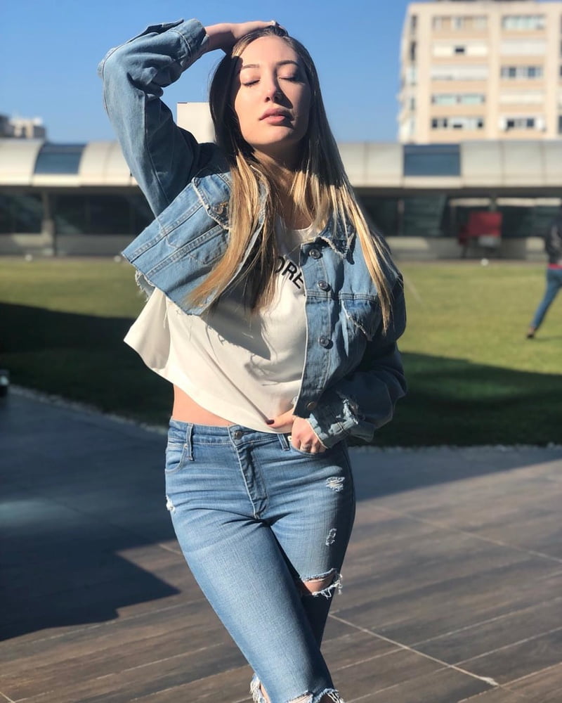 Yasmin erbil turca sexy bionda celebrità ragazza
 #93223742