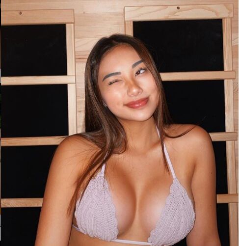 Ellerie Marie desnuda #109498642