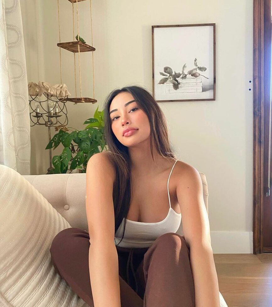 Ellerie Marie desnuda #109498646