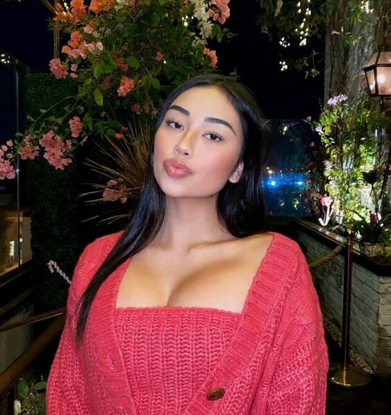 Ellerie Marie desnuda #109498649