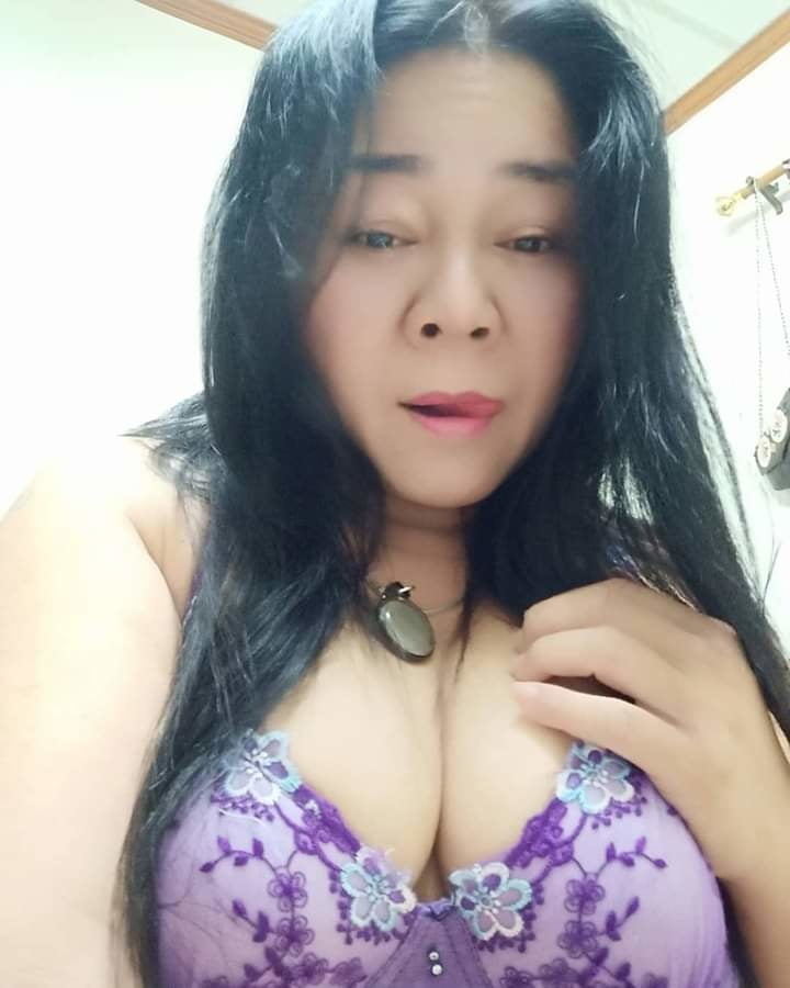 Thai Mädchen große Titten große Muschi
 #97145521