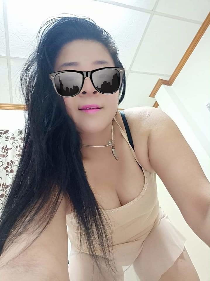 Thai Mädchen große Titten große Muschi
 #97145552