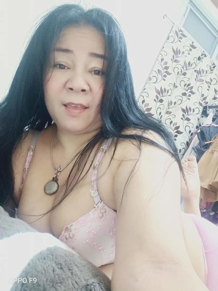 Thai Mädchen große Titten große Muschi
 #97145555