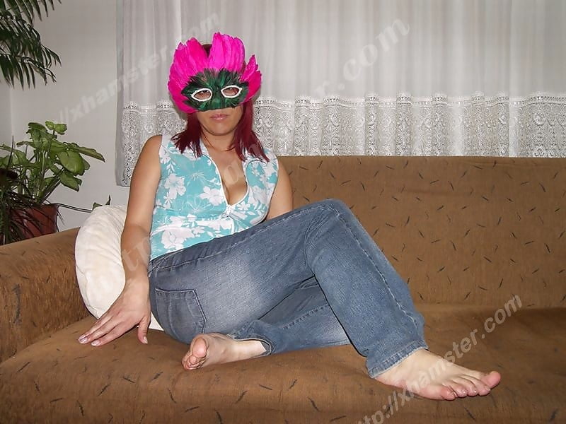 Turco milfs mamá espectáculo de la máscara
 #90216965