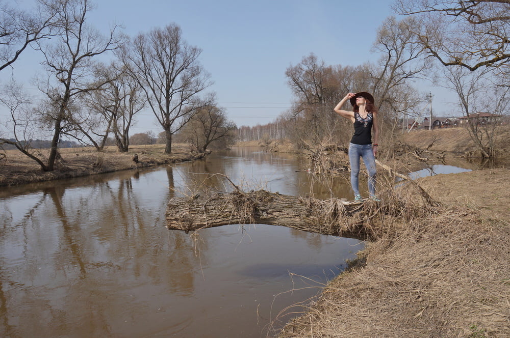 Sobre el río istra
 #95966948