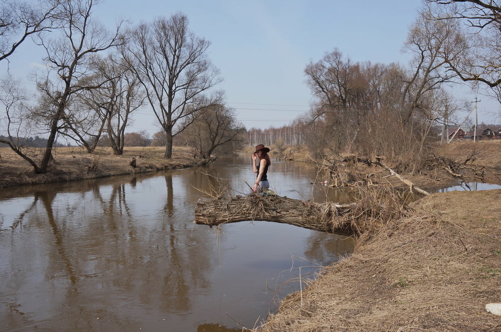 Sobre el río istra
 #95967027