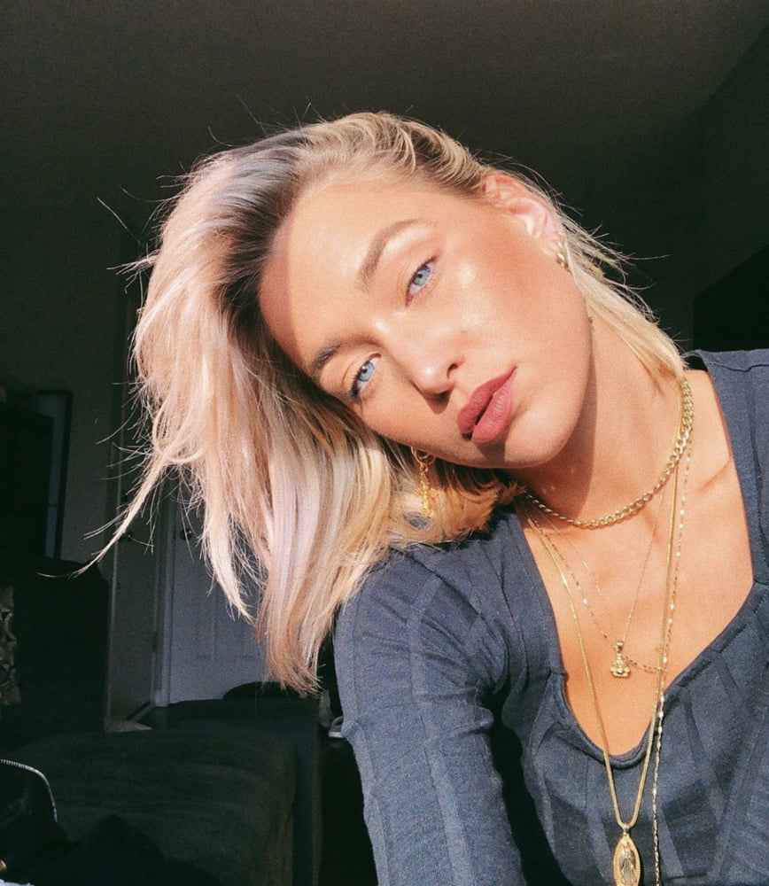 ¡El increíble estilo de vida de una hermosa estudiante de enfermería!
 #102619920