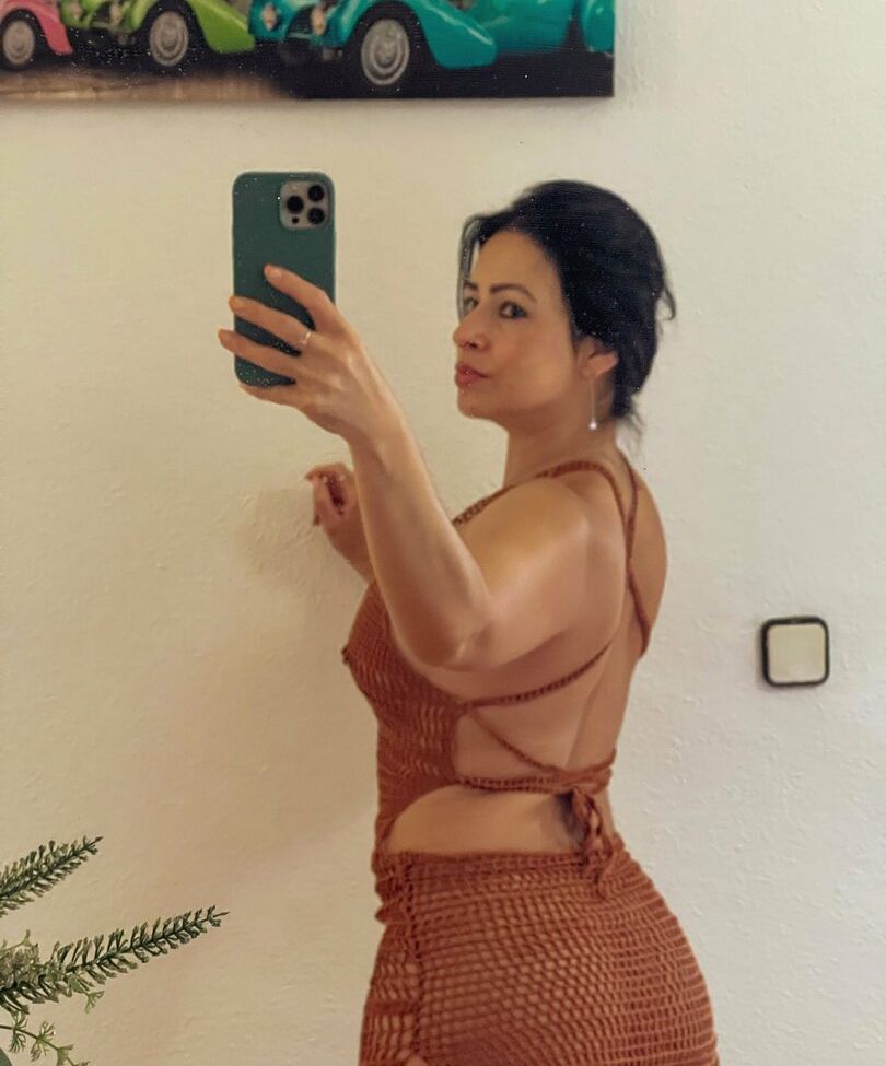 Ozzy Suzy nackt #109002033