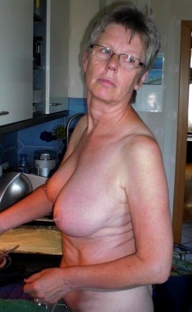 Side view of charming matures tits #87528964