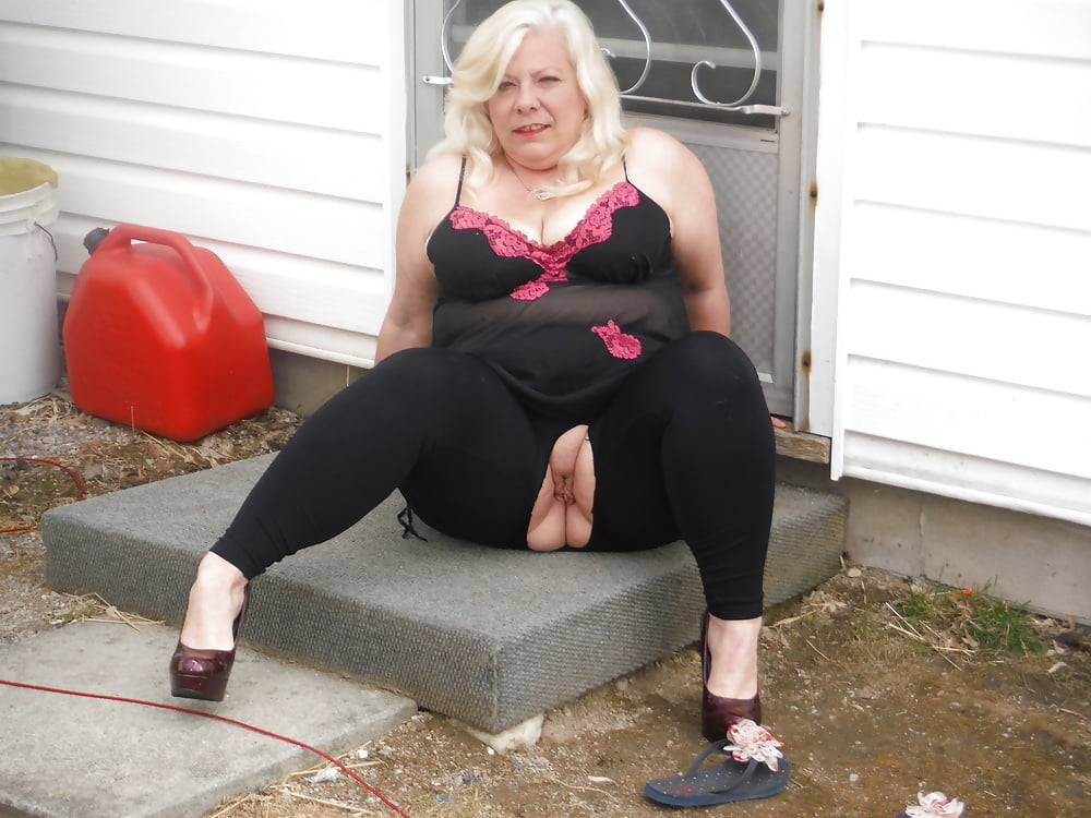 熟女とおばさん 0337
 #94080163