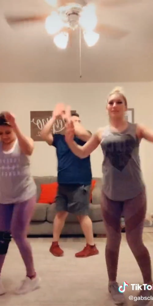 Tiktok females#3
 #96583077