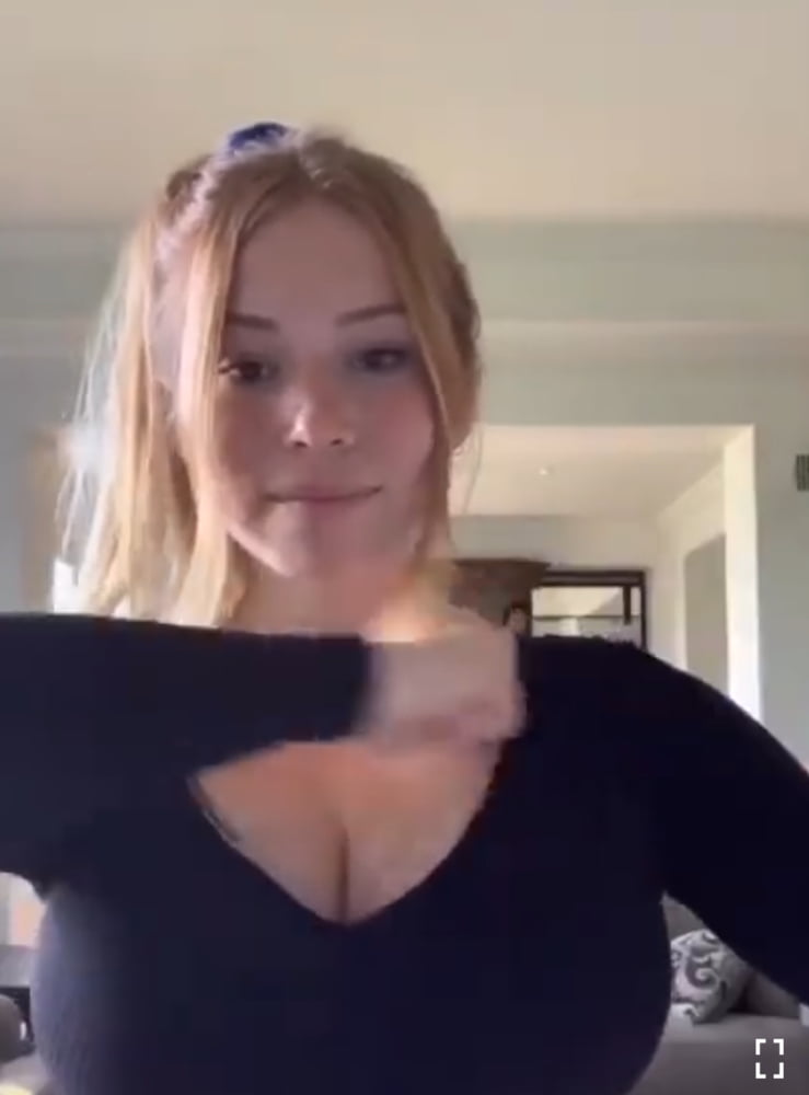 Tiktok females#3
 #96583248