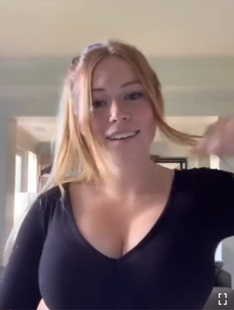 Tiktok females#3
 #96583254