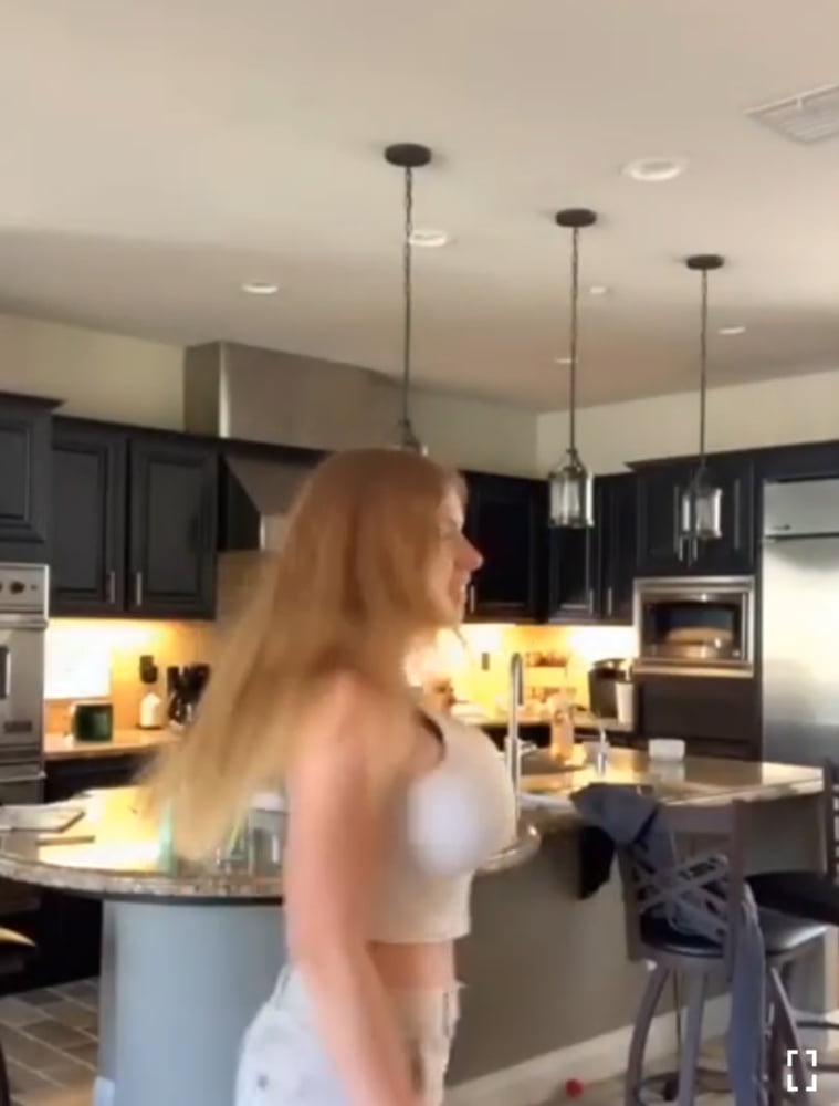 Tiktok females#3
 #96583290