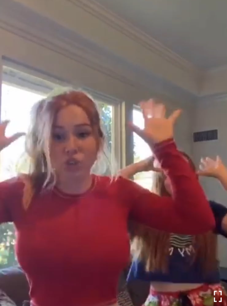 Tiktok females#3
 #96583303