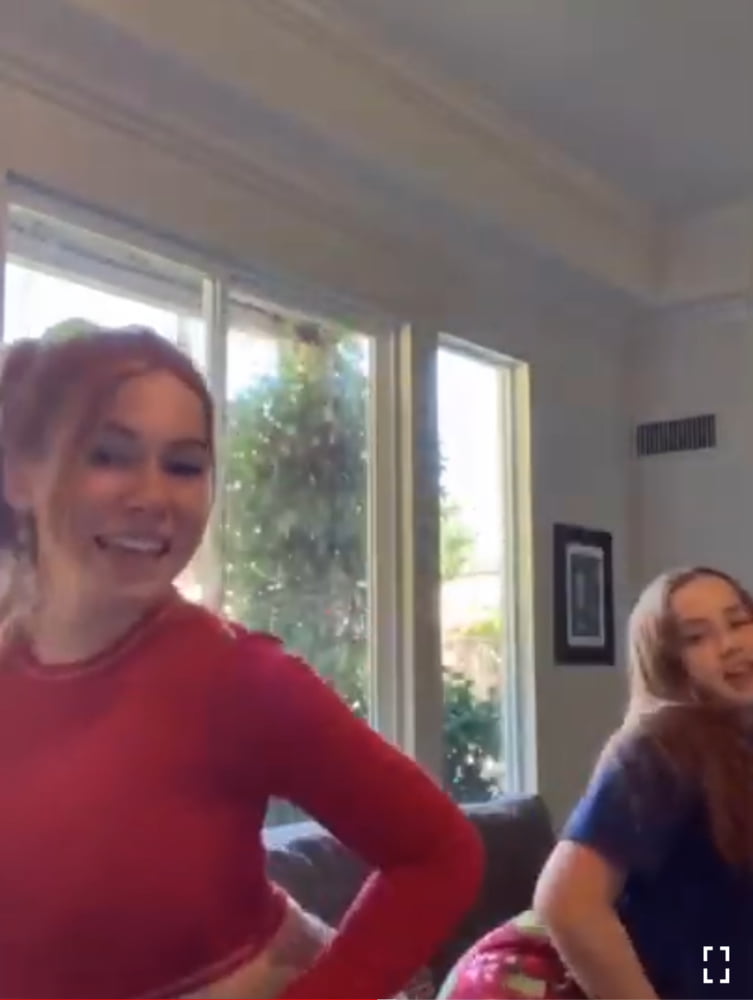 Tiktok females#3
 #96583313