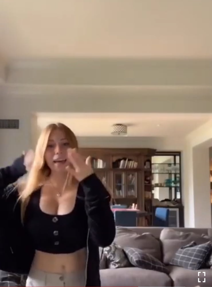 Tiktok females#3
 #96583322