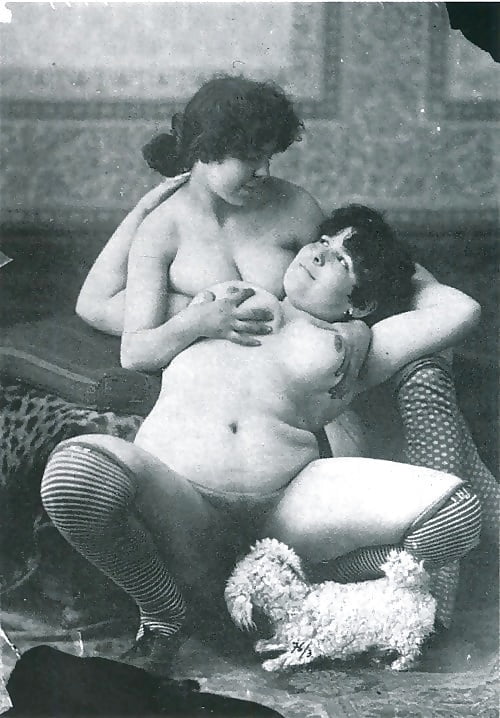 lesbos d&#039;hier et d&#039;avant-hier #82349448