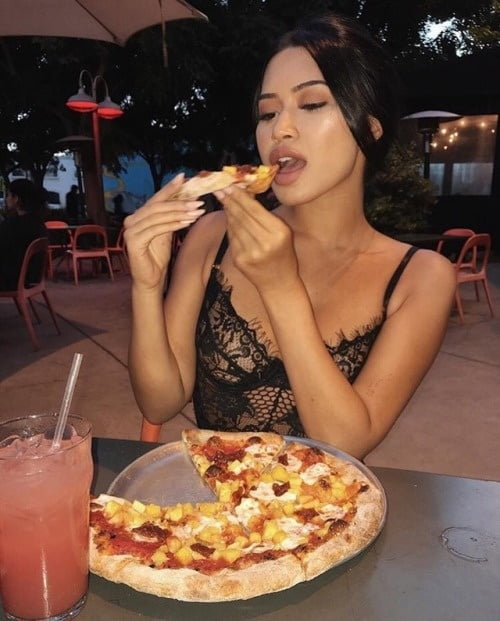 Qui veut une pizza comme ça ? 6
 #105490380