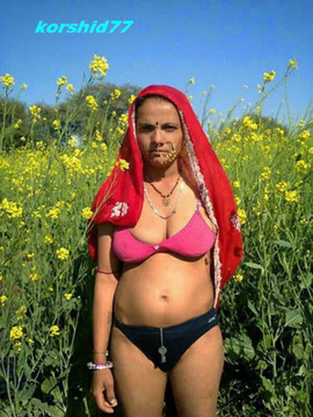 Desi Village MILF Mature 3 #91690687