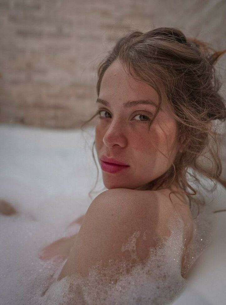 Maru Karv desnuda #107644369