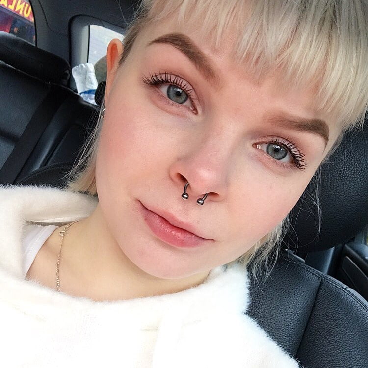 大きな胸のfucktoy
 #95711829